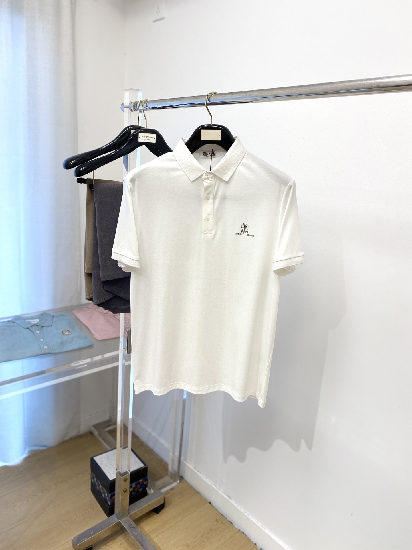 Brunello Cucinelli、2025最新款短袖T恤，帅气时尚，胸前顶级印胶字母图案logo，简