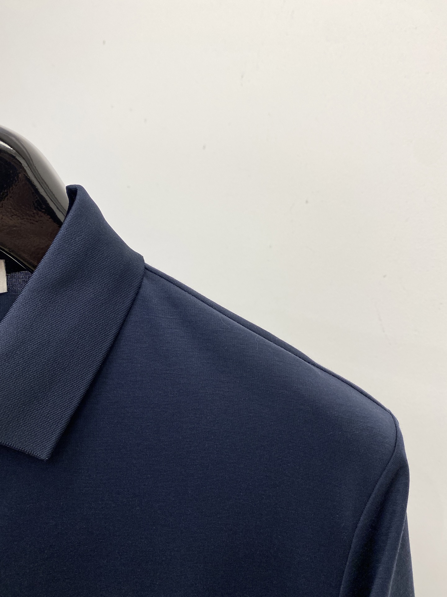 ￼ Brunello Cucinelli、2025最新款短袖T恤，帅气时尚，胸前顶级印胶图案logo，简