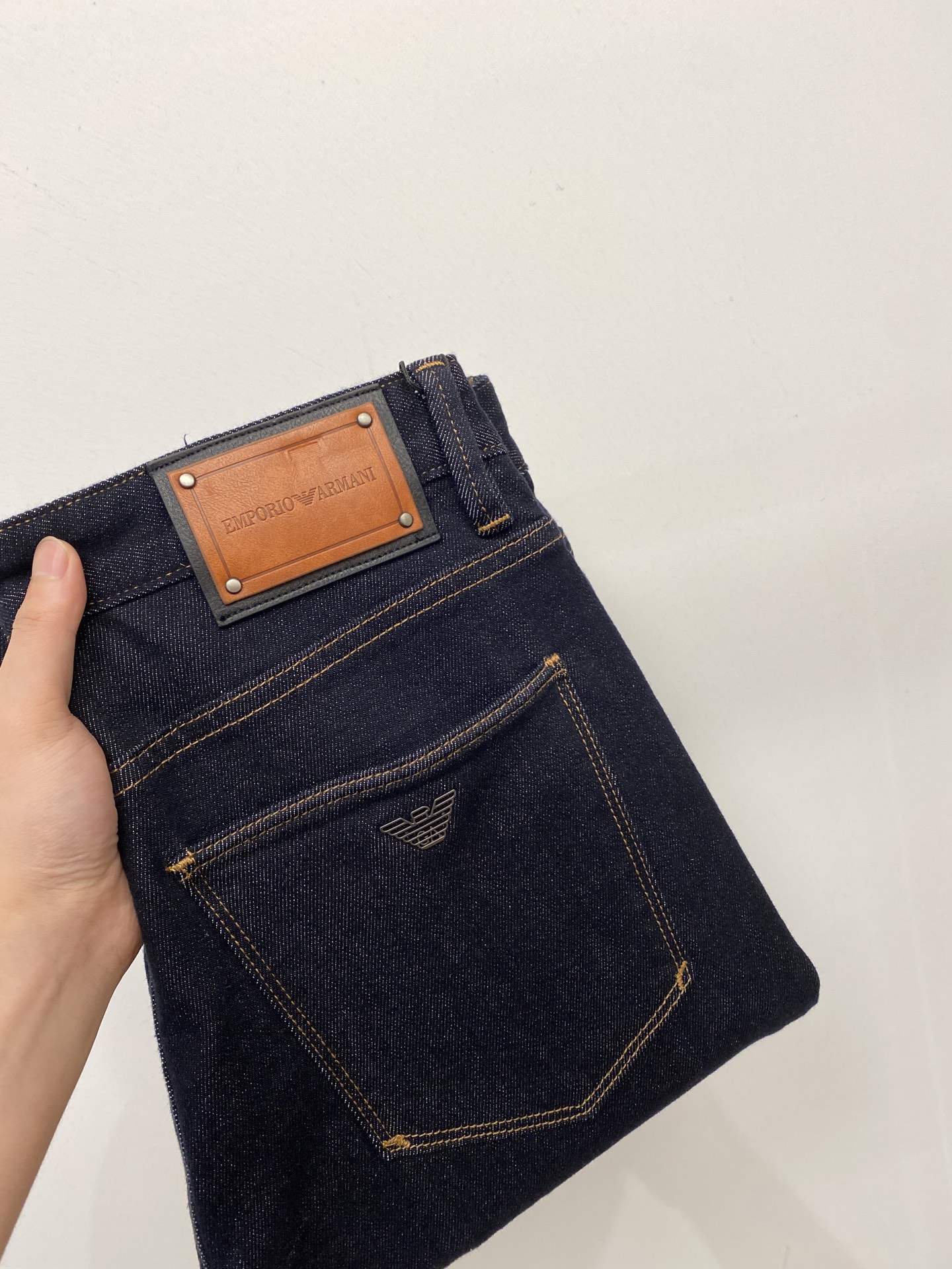 NO:472999,Armani, 2025 latest products, special counters are available at the same time, original singles, washable casual jeans, imported original washable elastic fabric, comfortable and elastic, original hardware and auxiliary decorative logo, super positive style, extremely high grade, counter quality, fashionable and stylish upper body, 29-36,,armani, jeans, alexander wang19860909阿玛尼、2025最新品,专柜同步有售,原单狠货,水洗休闲牛仔裤,进口原版水洗弹力面料,舒适有弹性,原版五金辅料装饰logo,版型超正,档次极高,专柜品质,上身时尚有型,码数29-36,,armani,jeans,alexander wang,Men's clothing