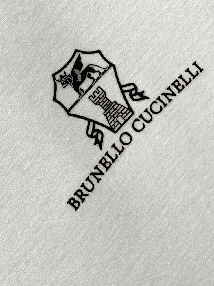 Brunello Cucinelli、2025最新款短袖T恤，帅气时尚，胸前顶级印胶字母图案logo，简