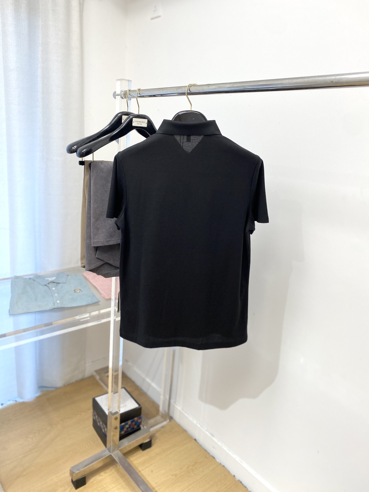 “Vivian 2025 Short-Sleeve T-Shirt: Handsome Fashion with Cum-Sembling Pattern Logo, Cotton Fabric, Sizes M-3XL” - 图片 9