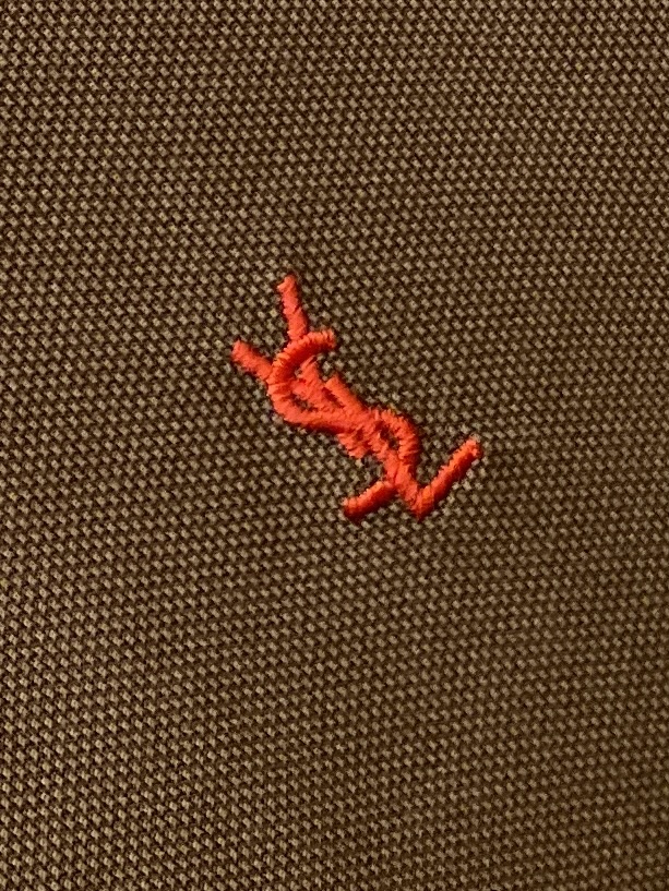 YSL 圣罗兰、2025最新款短袖T恤，帅气时尚，胸前精致刺绣字母logo，简约百搭款。面料棉 不仅挺括