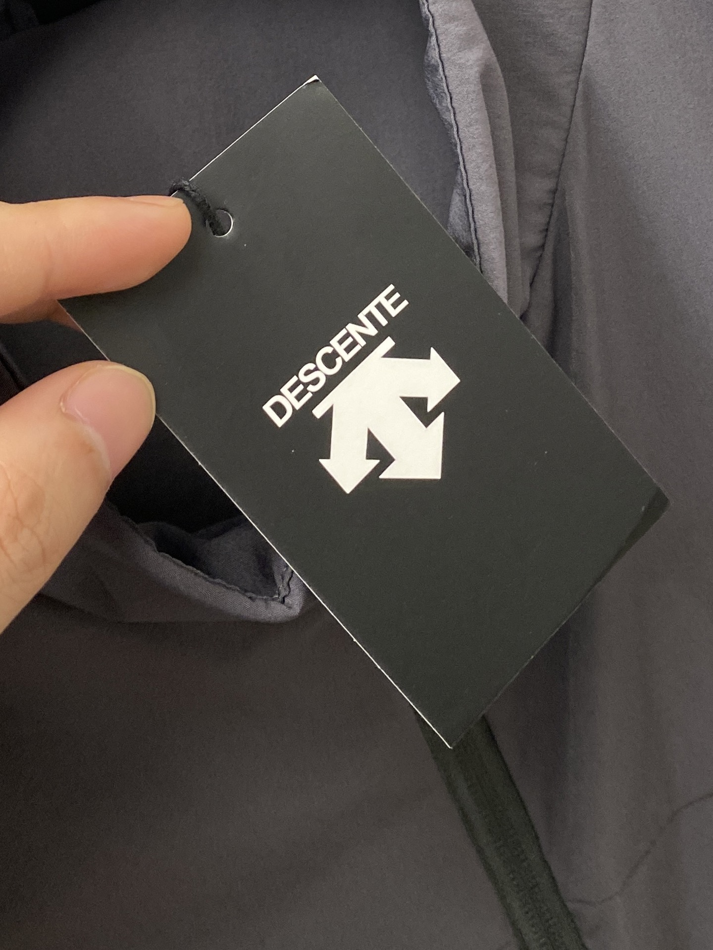 “Discent 2025 Jacket: Custom-made Fashion with Unique Logo and Comfortable Fit” - 图片 6