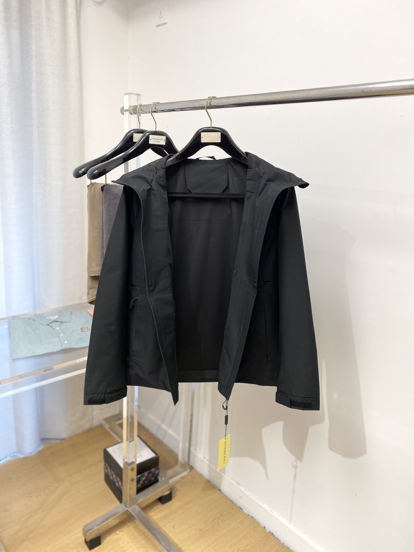 “Barbara 2025 New Jackets: Fashionable, Custom-Made Original Fabric, Comfortable Fit, M-3XL Sizes, Code P816” - 图片 5