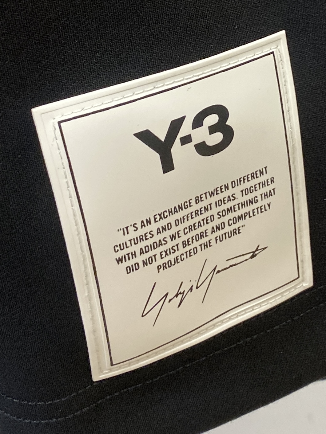 “Y-3 2025 Short-Sleeve T-Shirts: Embroidered Logo, Fashion Cotton, Sizes M-3XL P576” - 图片 4