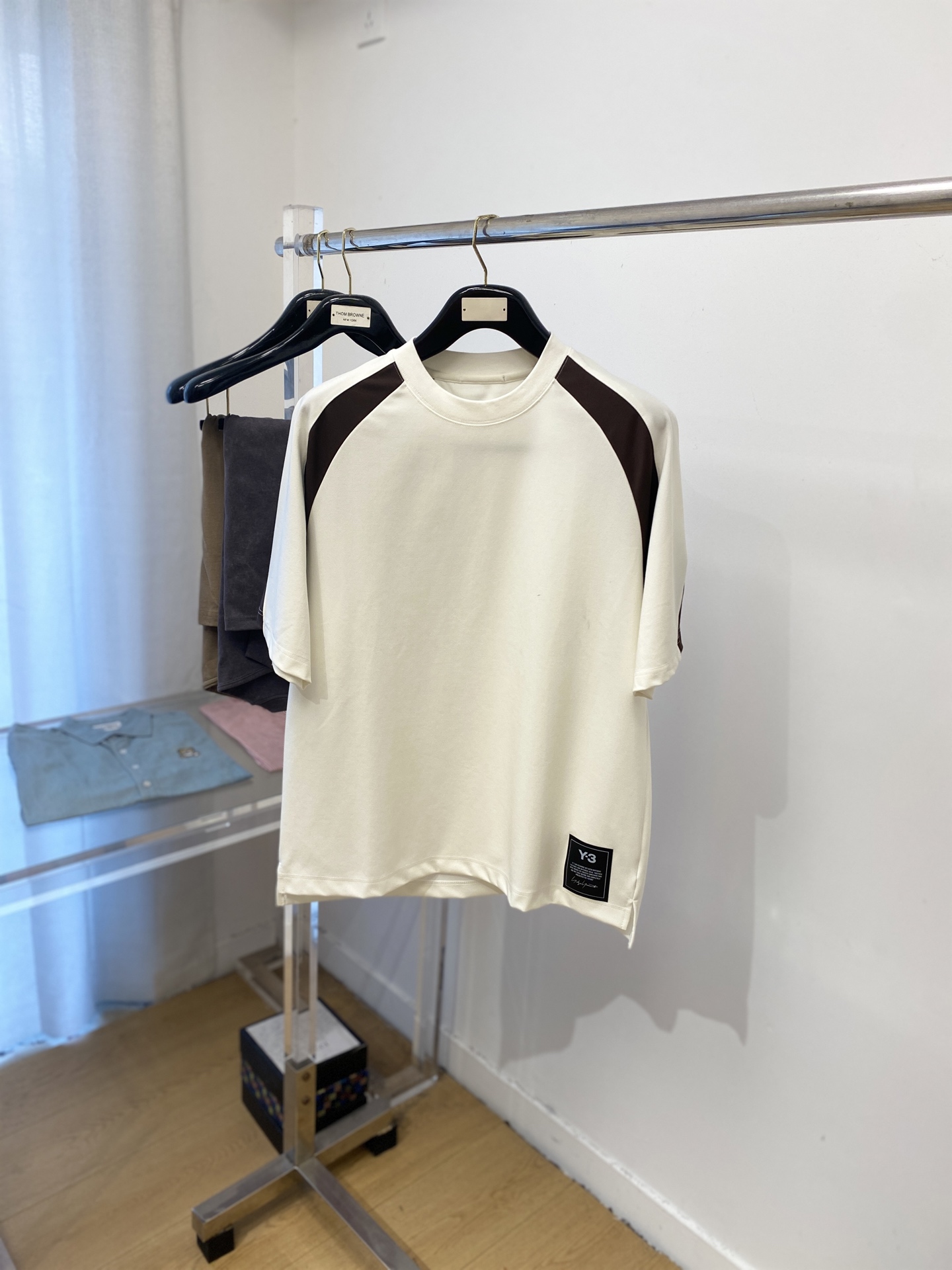 “Y-3 2025 Short-Sleeve T-Shirts with Embroidered Logo – Fashion Cotton in Multiple Sizes”