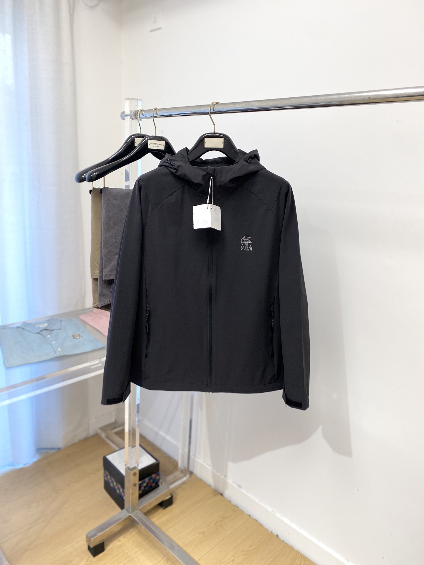 “Brumello Cucinelli 2025 Jacket: Fashion Style with Embroidery Logo, Custom Fabric, Comfort Fit, Sizes M-3XL, Code P816”