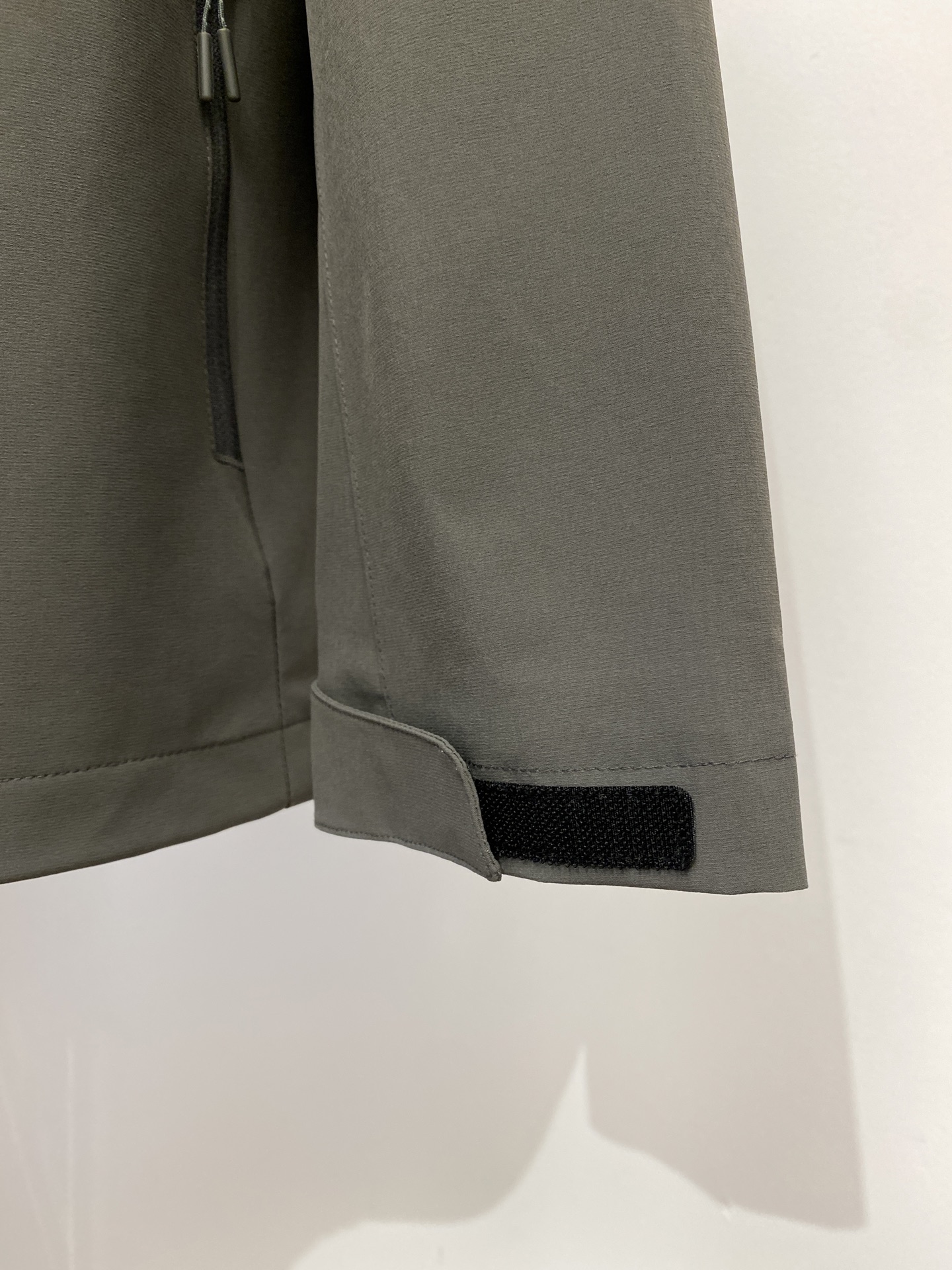 “Brumello Cucinelli 2025 Jacket: Custom Embroidery Logo, Original Fabric, Comfortable Fit, Affordable Price – M-3XL P816” - 图片 7