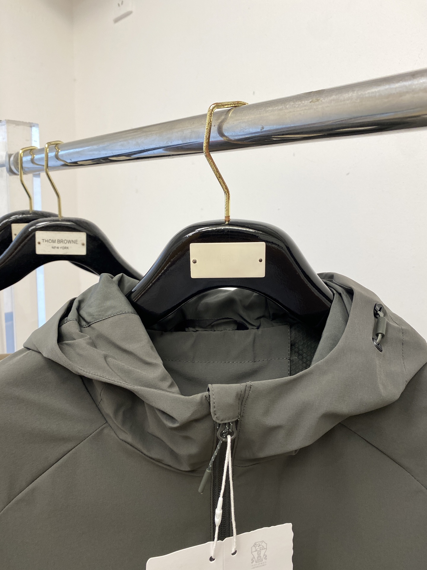 “Brumello Cucinelli 2025 Jacket: Custom Embroidery Logo, Original Fabric, Comfortable Fit, Affordable Price – M-3XL P816” - 图片 2