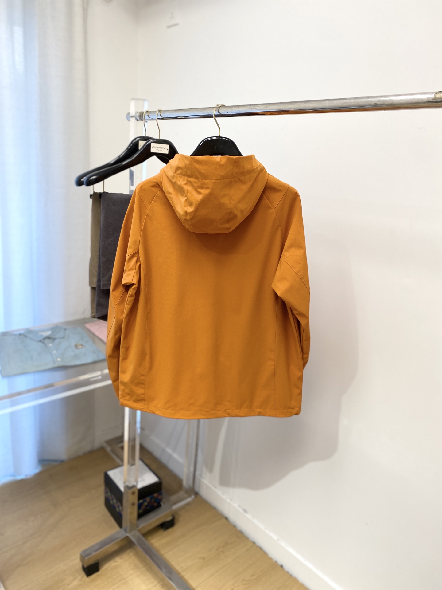 “Brumello Cucinelli 2025 New Jacket: Stylish Embroidered Logo, Custom Fabric, Affordable Price | Fashion Trends” - 图片 9