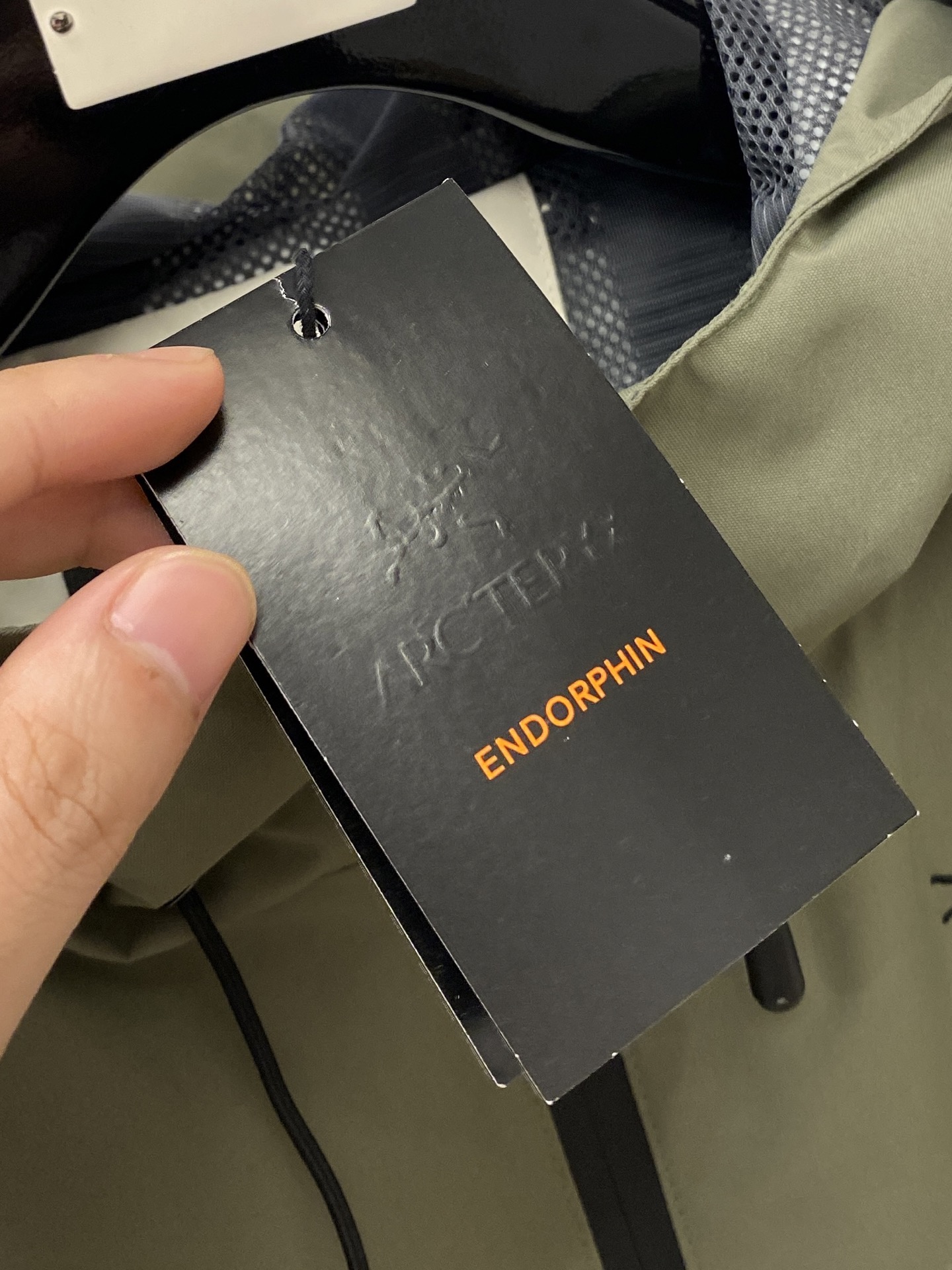 “2025 Custom-Made Fashionable Jackets with Fine Embroidery Logo, Affordable and Stylish in M-3XL Sizes” - 图片 4
