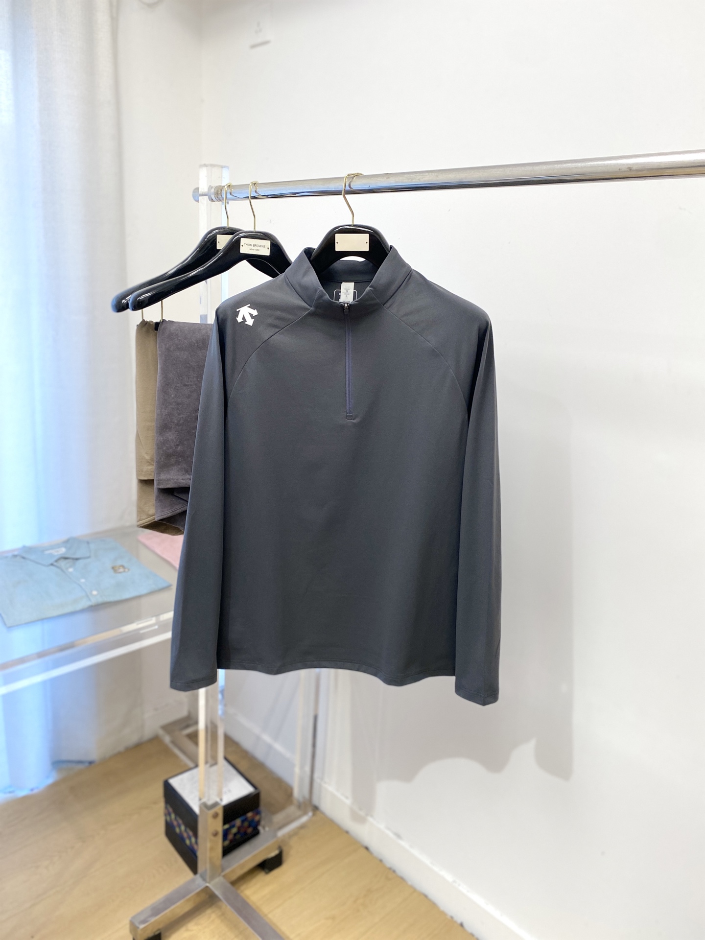 “DESCENTE DiSant 2025 Long Sleeve Shirt with Shoulder Logo, Cotton Fabric, Cozy Fit, Sizes M-3XL Priced at $100”