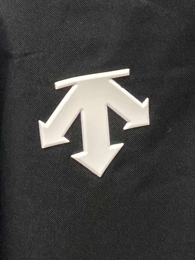 “Discent 2025: Stylish Jackets with Duct Tape Logo, Custom Fabric, and Cosmopolitan Appeal in M-3XL Sizes” - 图片 7