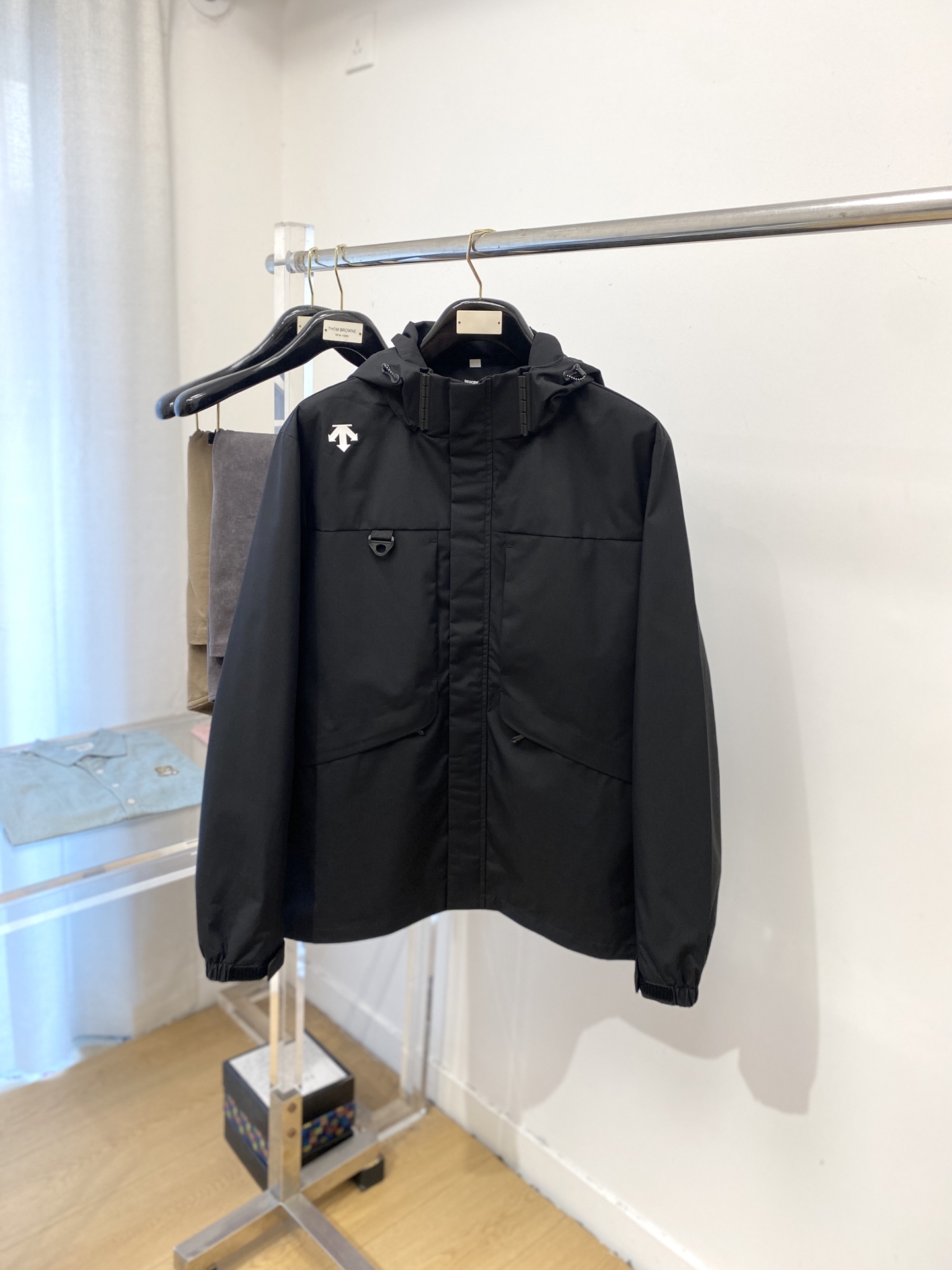 Fashion brand Discent introduces new 2025 jackets with unique duct tape logo, custom fabric, comfort fit, fine knitting. Sizes M-3XL.