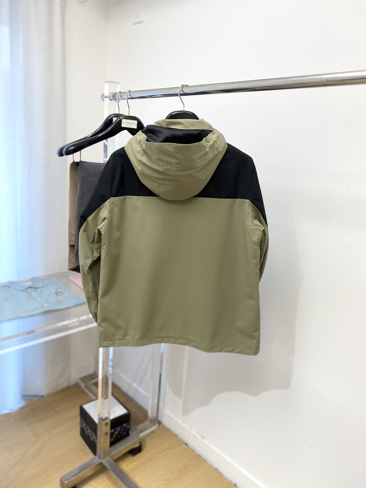 “Discent 2025 New Jackets: Fashionable Design with Duct Tape Logo, Custom Fabric, Comfortable Fit, Sizes M-3XL P816” - 图片 9