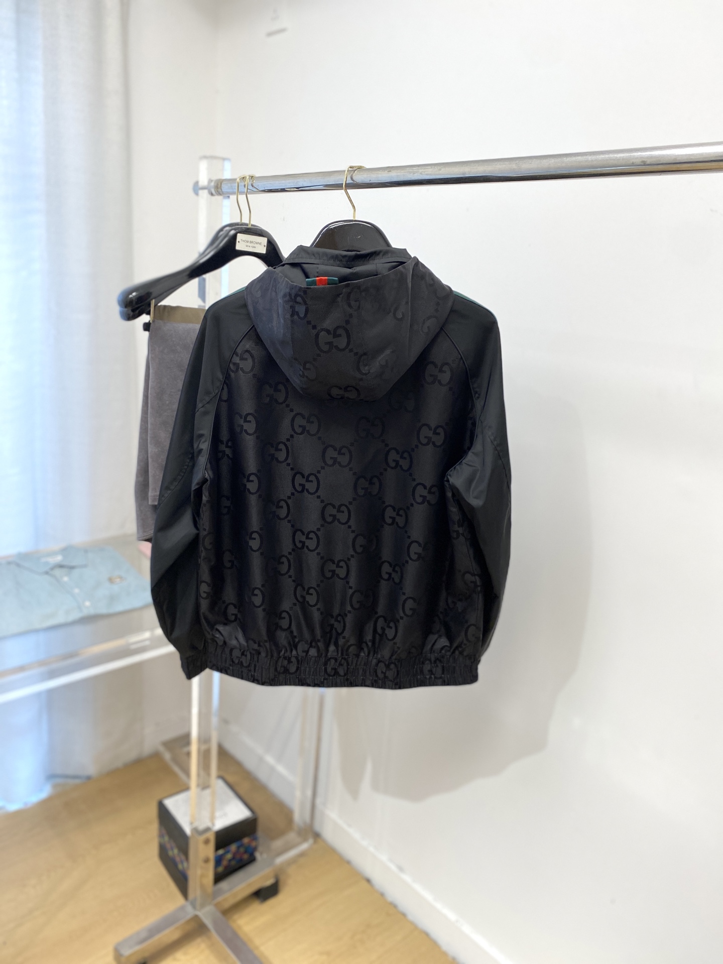 “2025 Gucci Knitted Letter Logo Jackets: Custom, Comfy, and Affordable Fashion” - 图片 9