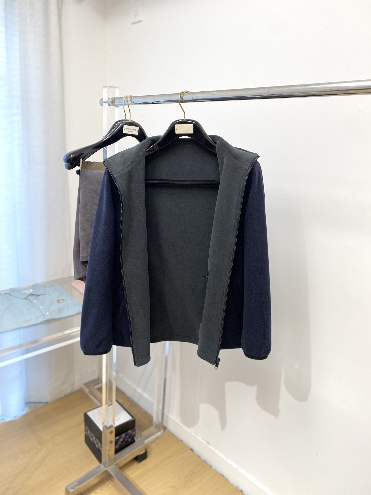 “Genia 2025 Wool Jackets: Fashion Styles, Customized Fabrics, Fine Embroidery, Comfortable Fit, Sizes M-3XL P1056” - 图片 5