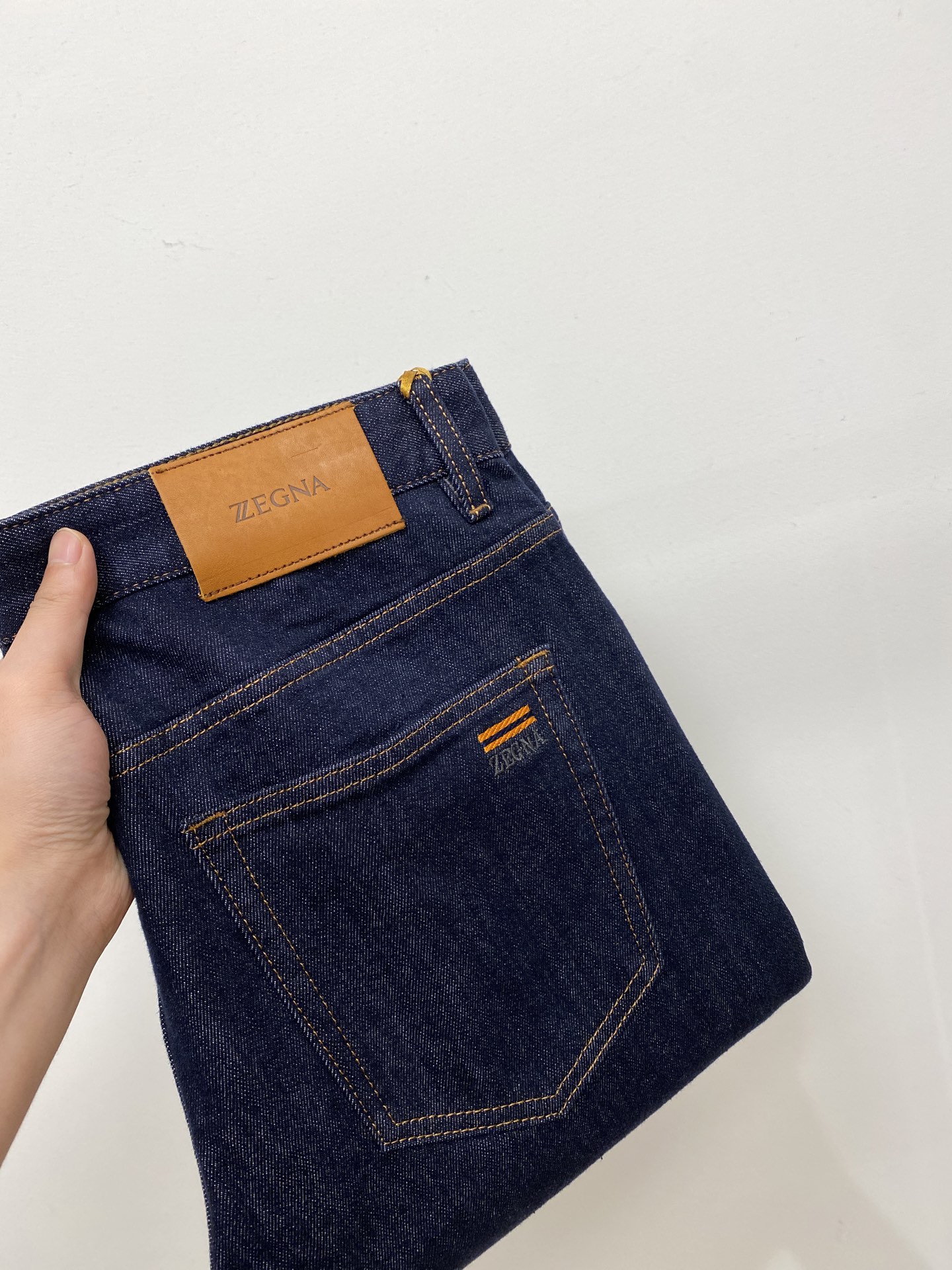 “Janya 2025 Water-Cleaning Jeans: Synchronized, Comfortable, Elastic, Top-Fashion, Imported Fabric, Original Hardware Logo”