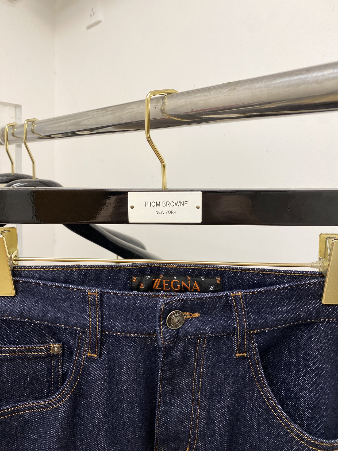 “Janya 2025 Water-Cleaning Jeans: Synchronized, Comfortable, Elastic, Top-Fashion, Imported Fabric, Original Hardware Logo” - 图片 3