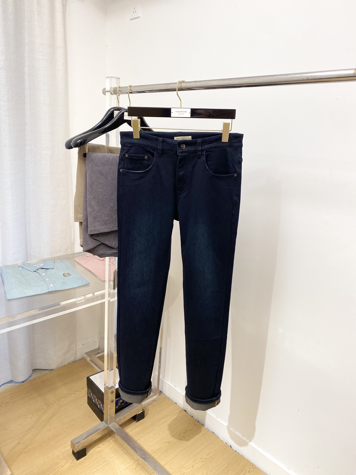 “Barboris 2025 Editions: Water-Washed Jeans with Original Logo, Comfort, and Elasticity – Top-Class Fashion Code 29-38” - 图片 2