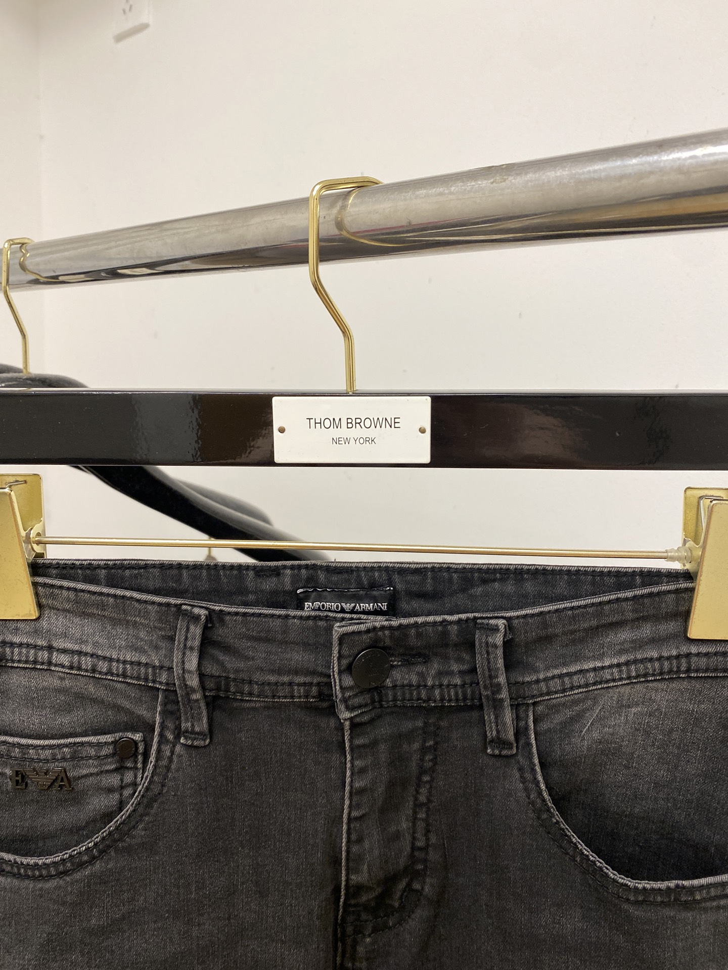 2025 Amani Collection: Synchronised Cabinets, Water-Washing Fabrics, and Top-Fashion Style - 图片 3
