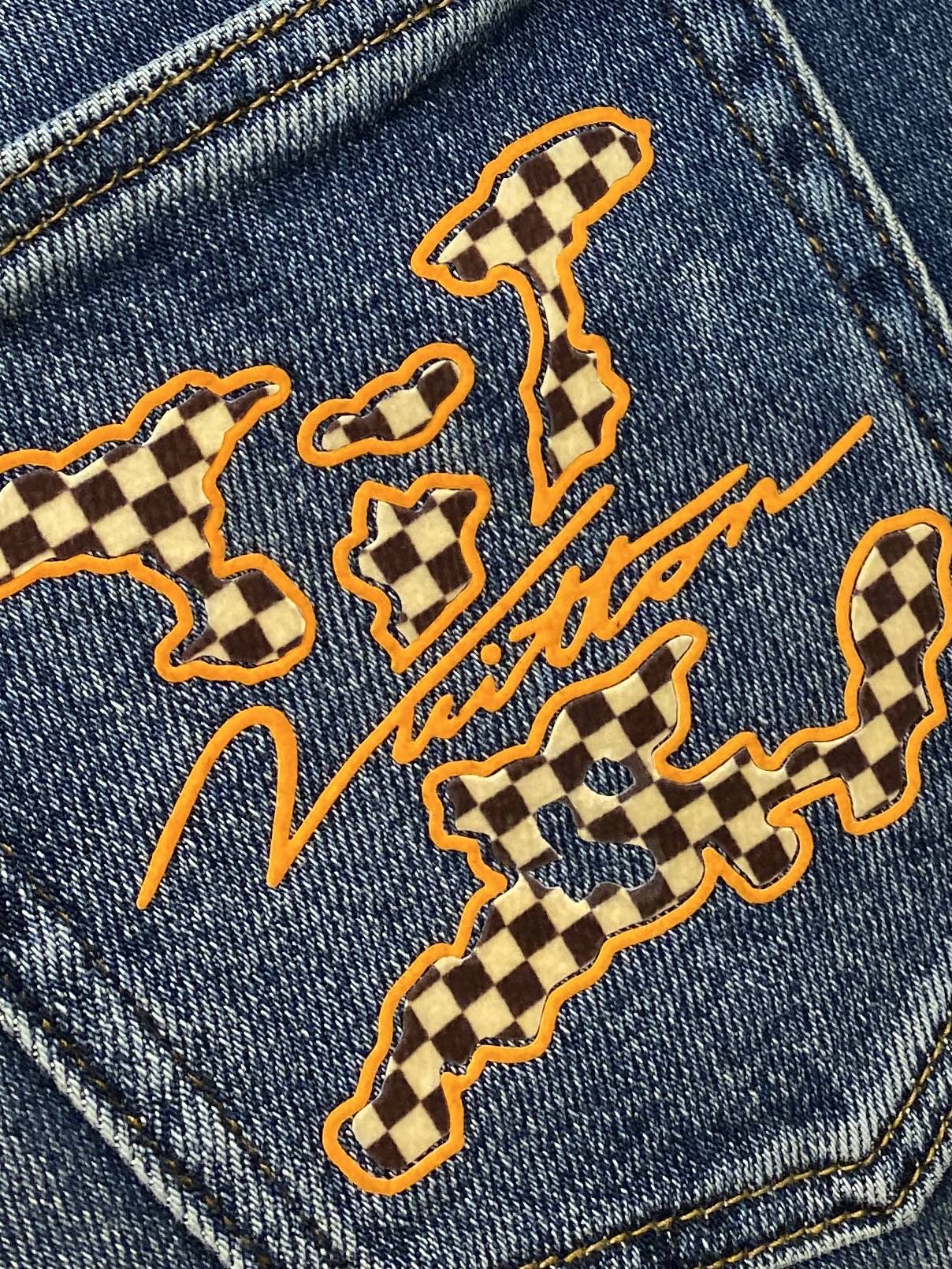 “2025 LV Water-Washing Recreational Jeans: Imported Fabrics, Comfort, Elasticity, Original Hardware Logo, Top-Fashion, Code 29-38” - 图片 8