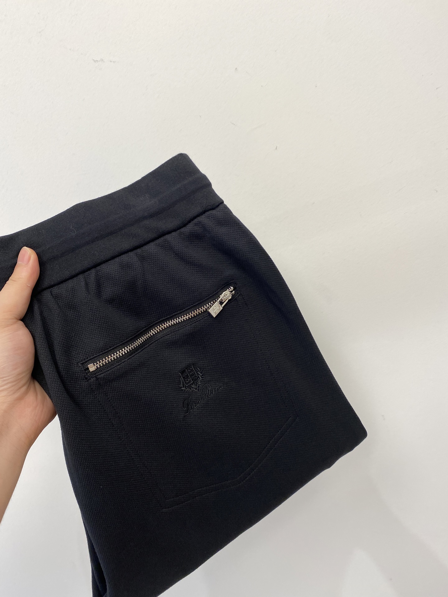 NO:522603,LP, 2025 hot casual pants, high elasticity and slimming, simple and versatile, with fine workmanship, every needle can be seen attentively. Many celebrities and internet celebrities love the most, lengthen their body proportions!  Micro-spin ^_^Comfortable fabric Details M-3XL, loro piana, alexander wang19860909LP、2025爆款休闲裤 高弹显瘦必爆简约百搭爆款,做工精细,每一针都看得到用心,超多明星网红最爱 拉长身材比例哦！微弹 ^_^舒适面料 细节体码数M-3XL,,loro piana,alexander wang,Men's clothing