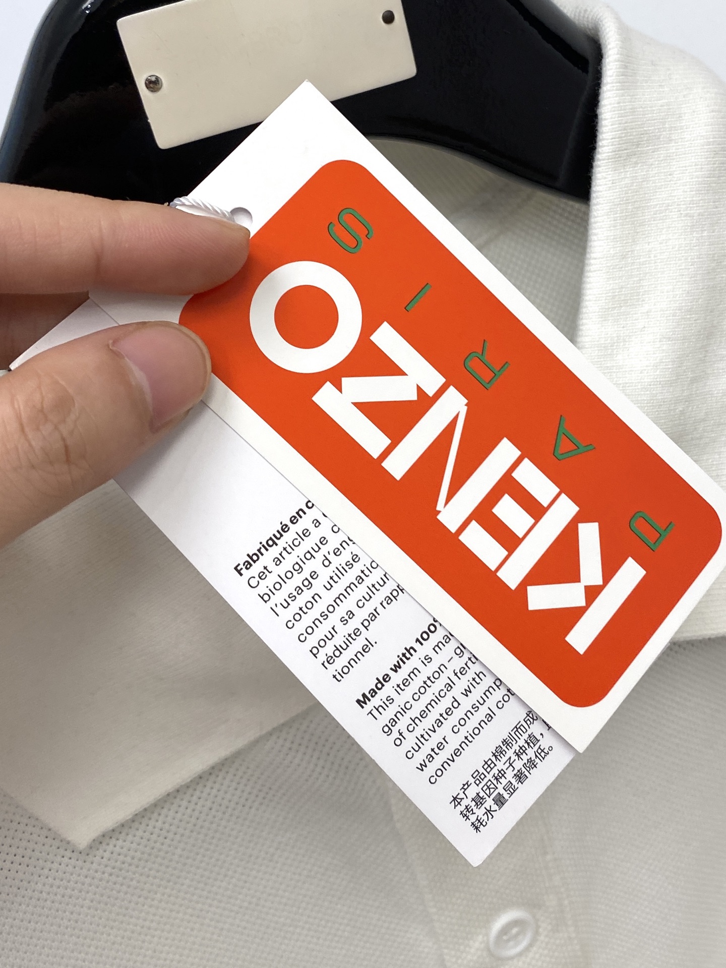 KENZO、2025最新款短袖T恤，帅气时尚，胸前精致刺绣图案logo，简约百搭款。面料棉 不仅挺括，保