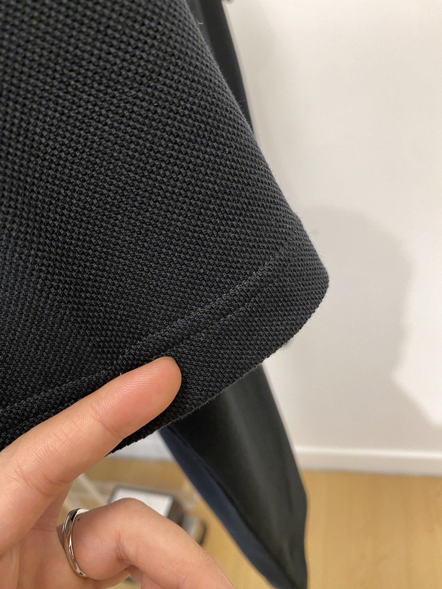 KENZO、2025最新款短袖T恤，帅气时尚，胸前精致刺绣图案logo，简约百搭款。面料棉 不仅挺括，保