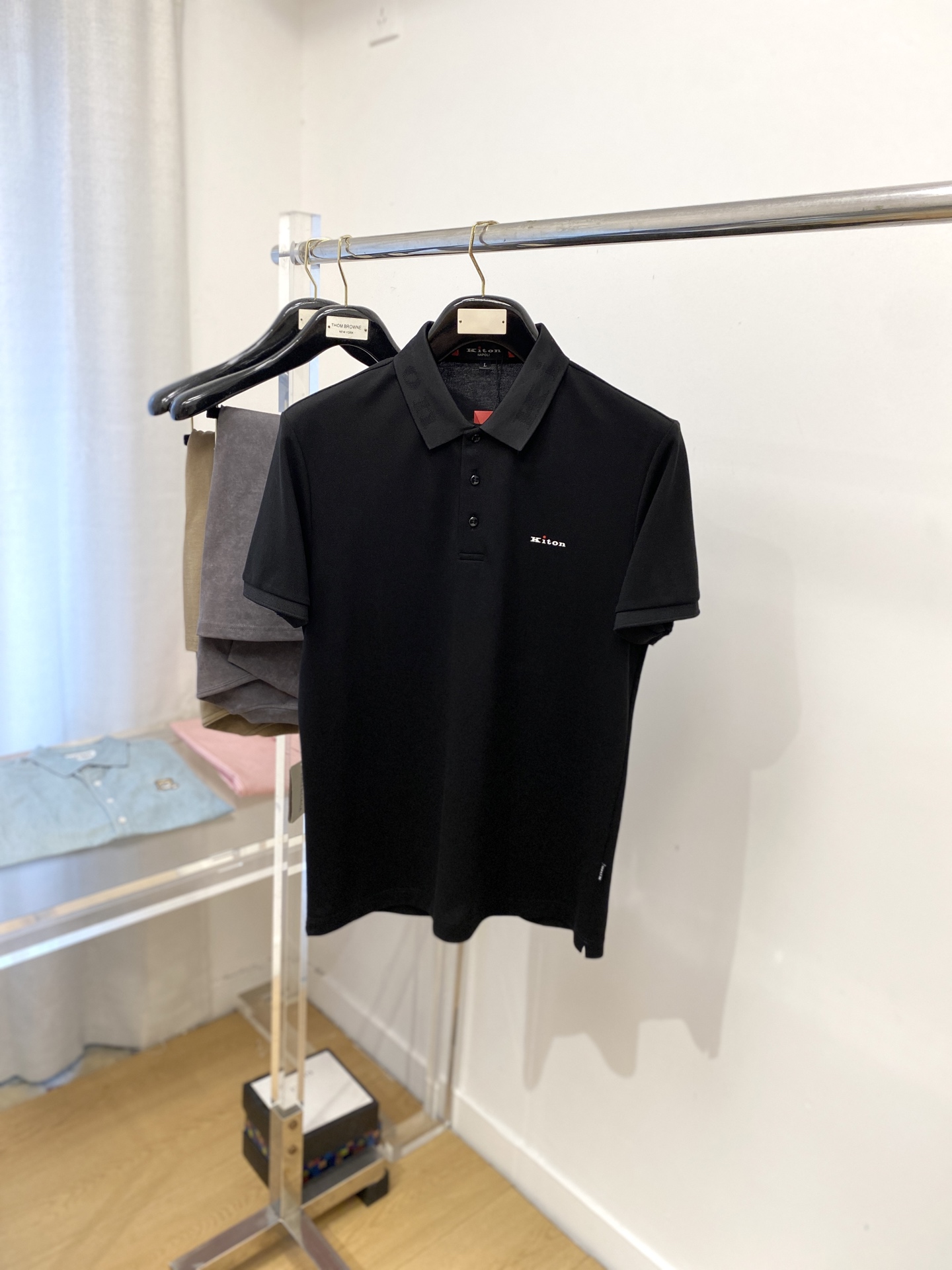 Kiton Polo de Manga Corta para Mujer - Elegancia y Confort en Algodón