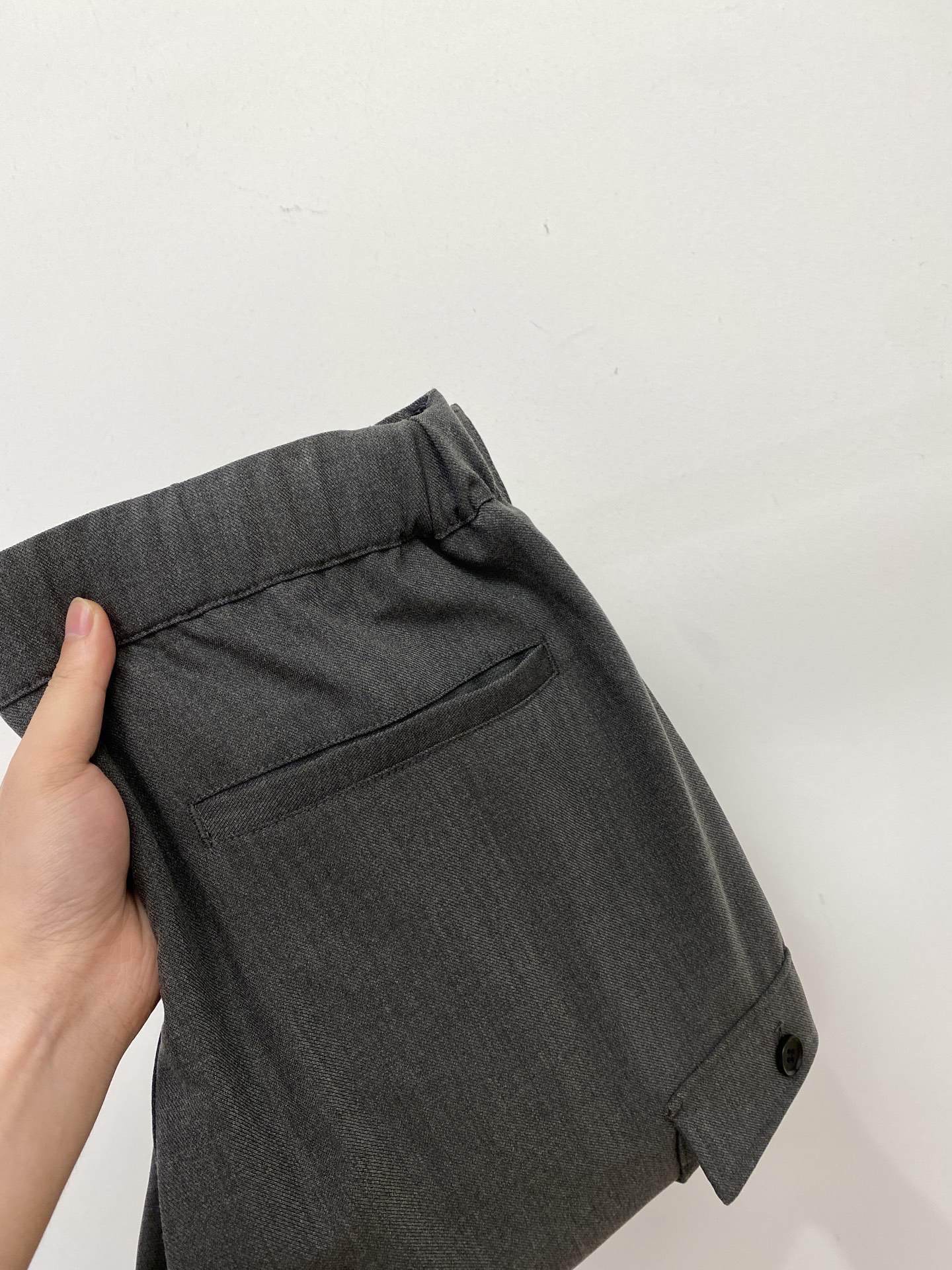 NO:520166,Y-3. 2025 hot casual pants. High elasticity and slimming must be simple and versatile. It has fine workmanship and can be seen with care for every needle. Many celebrities and internet celebrities love the most. Extend the body proportions!  Micro-spin ^_^Comfortable fabric Details M-3XL, alexander wang19860909Y-3、2025爆款休闲裤 高弹显瘦必爆简约百搭爆款,做工精细,每一针都看得到用心,超多明星网红最爱 拉长身材比例哦！微弹 ^_^舒适面料 细节体码数M-3XL,,alexander wang,Men's clothing