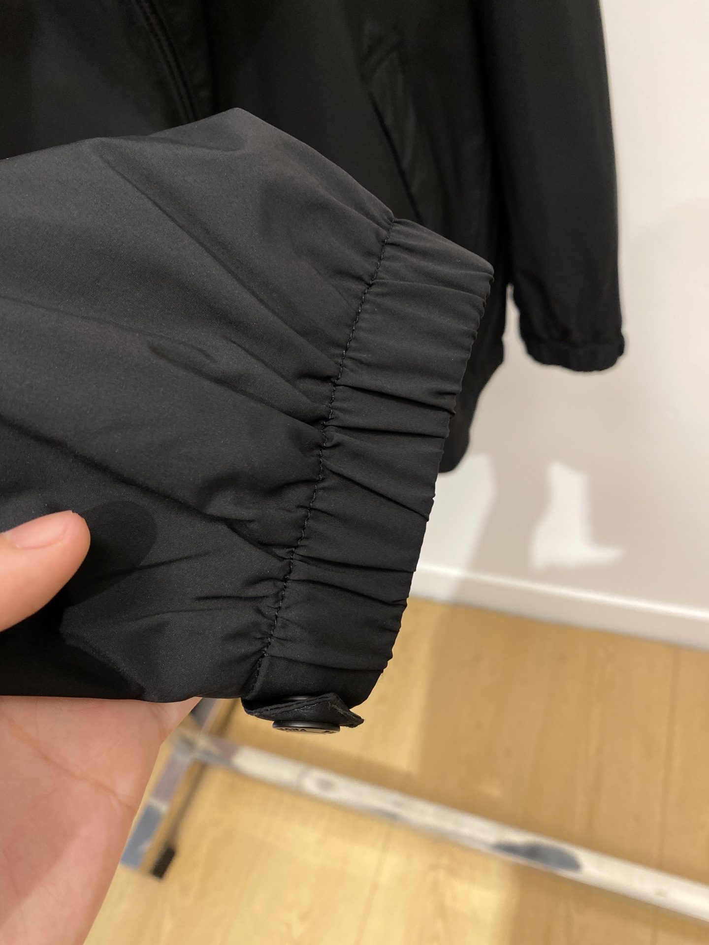 杰尼亚、2025新品夹克外套，时尚帅气，简约百搭款，原版五金辅料logo，定制原版面料，不仅挺括，保持潮