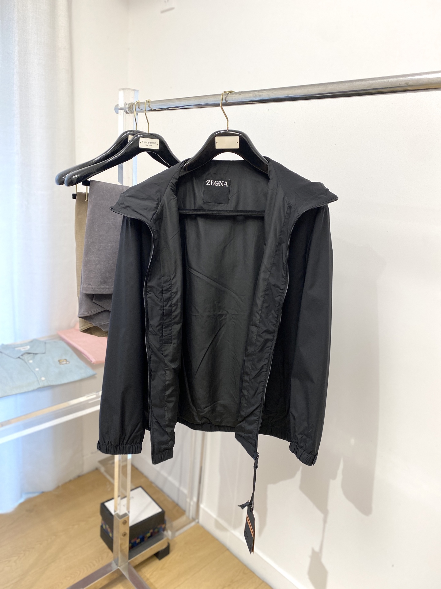 杰尼亚、2025新品夹克外套，时尚帅气，简约百搭款，原版五金辅料logo，定制原版面料，不仅挺括，保持潮