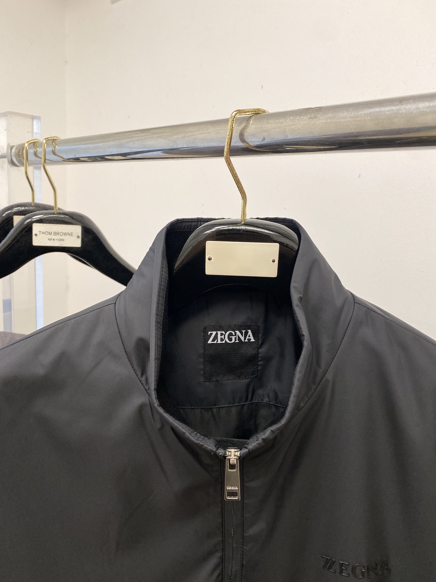 ￼ 杰尼亚、2025新品夹克外套，时尚帅气，简约百搭款，胸前顶级印胶字母logo，定制原版面料，不仅挺括