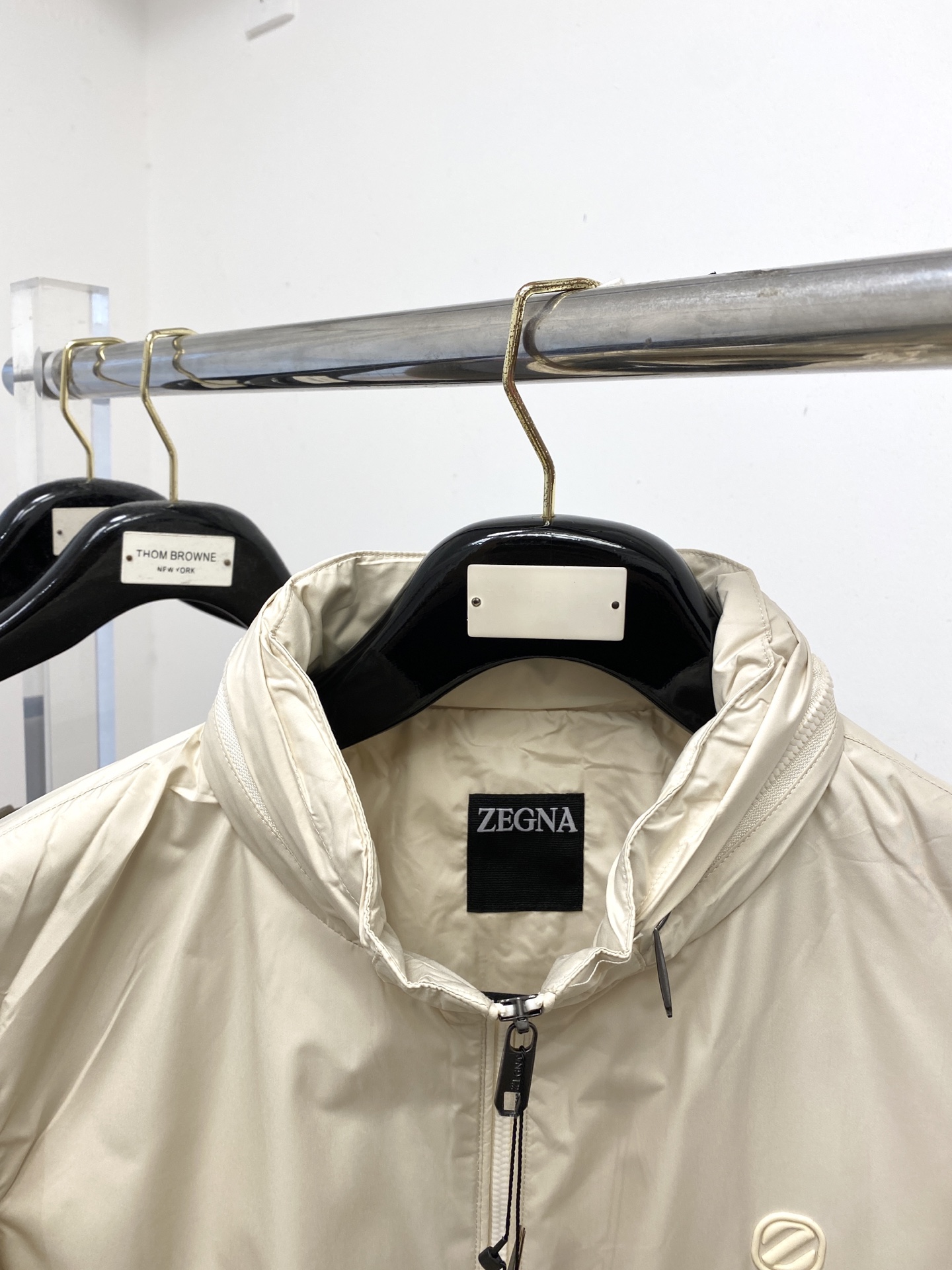 杰尼亚、2025新品夹克外套，时尚帅气，简约百搭款，胸前顶级印胶装饰字母logo，定制原版面料，不仅挺括