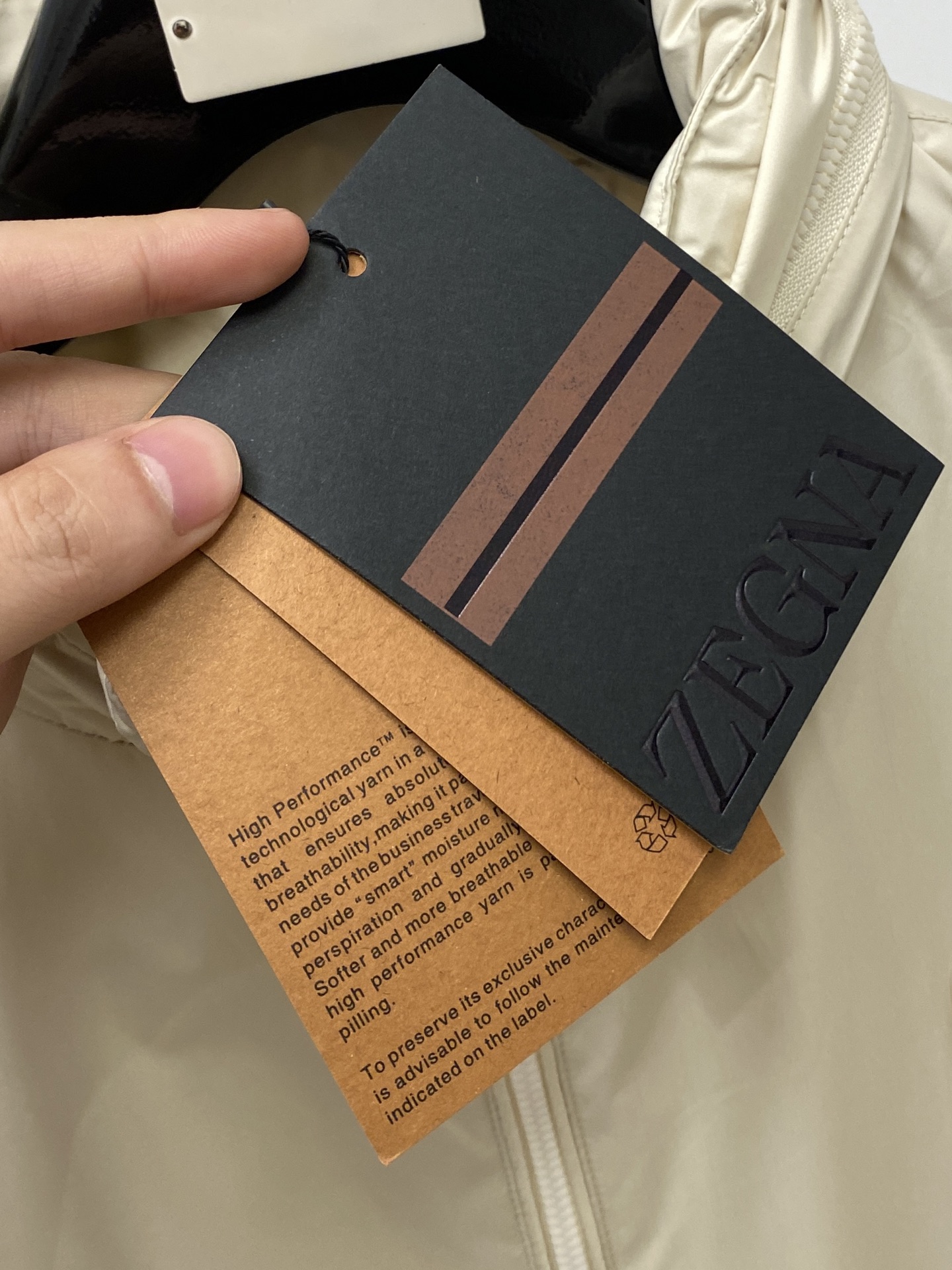 杰尼亚、2025新品夹克外套，时尚帅气，简约百搭款，胸前顶级印胶装饰字母logo，定制原版面料，不仅挺括