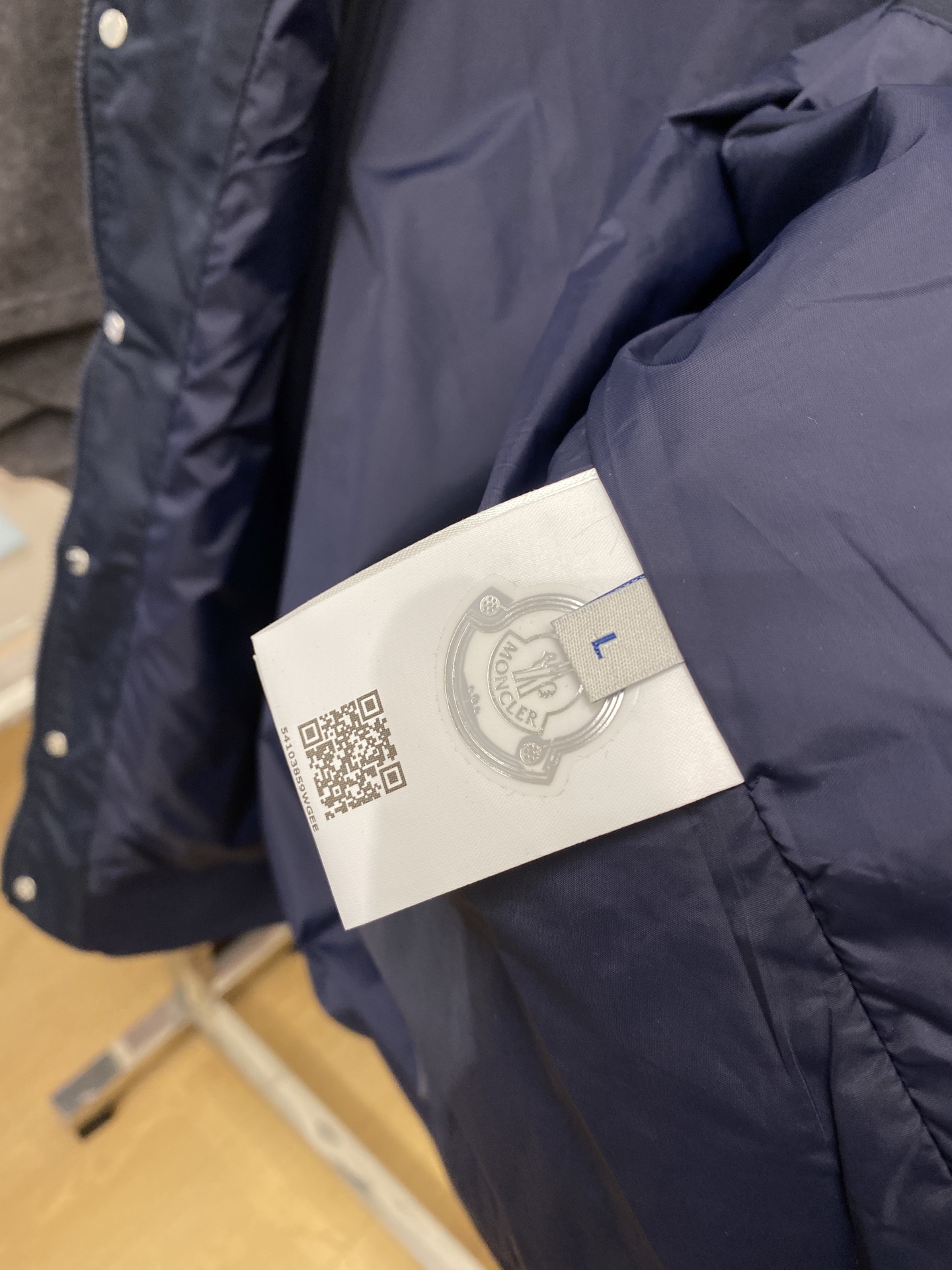 蒙口、2025新品夹克外套，时尚帅气，简约百搭款，袖口顶级刺绣装饰图案logo，定制原版面料，不仅挺括，