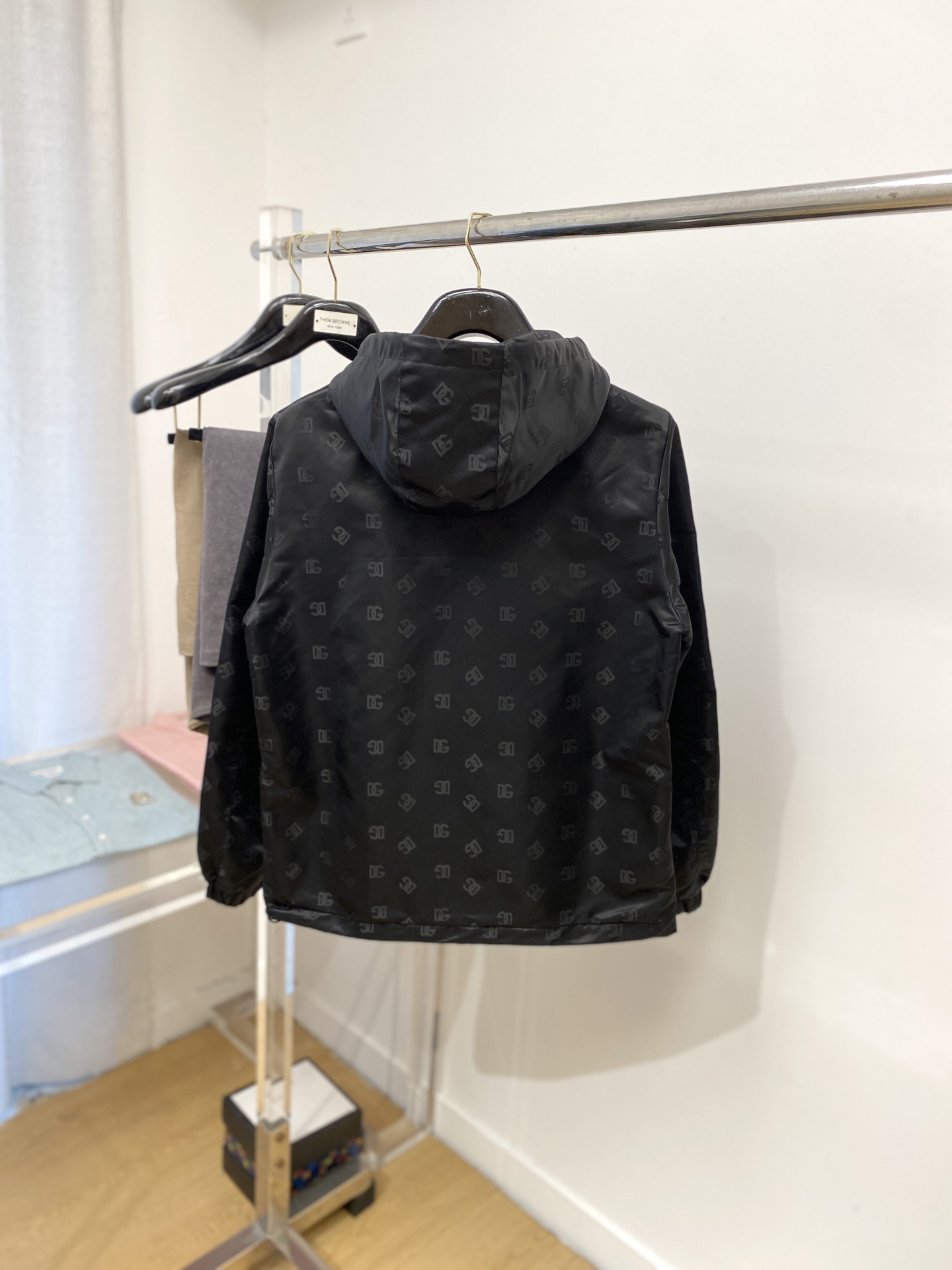 DG、2025新品夹克外套，时尚帅气，简约百搭款，顶级数码定位印花字母logo，定制原版面料，不仅挺括，