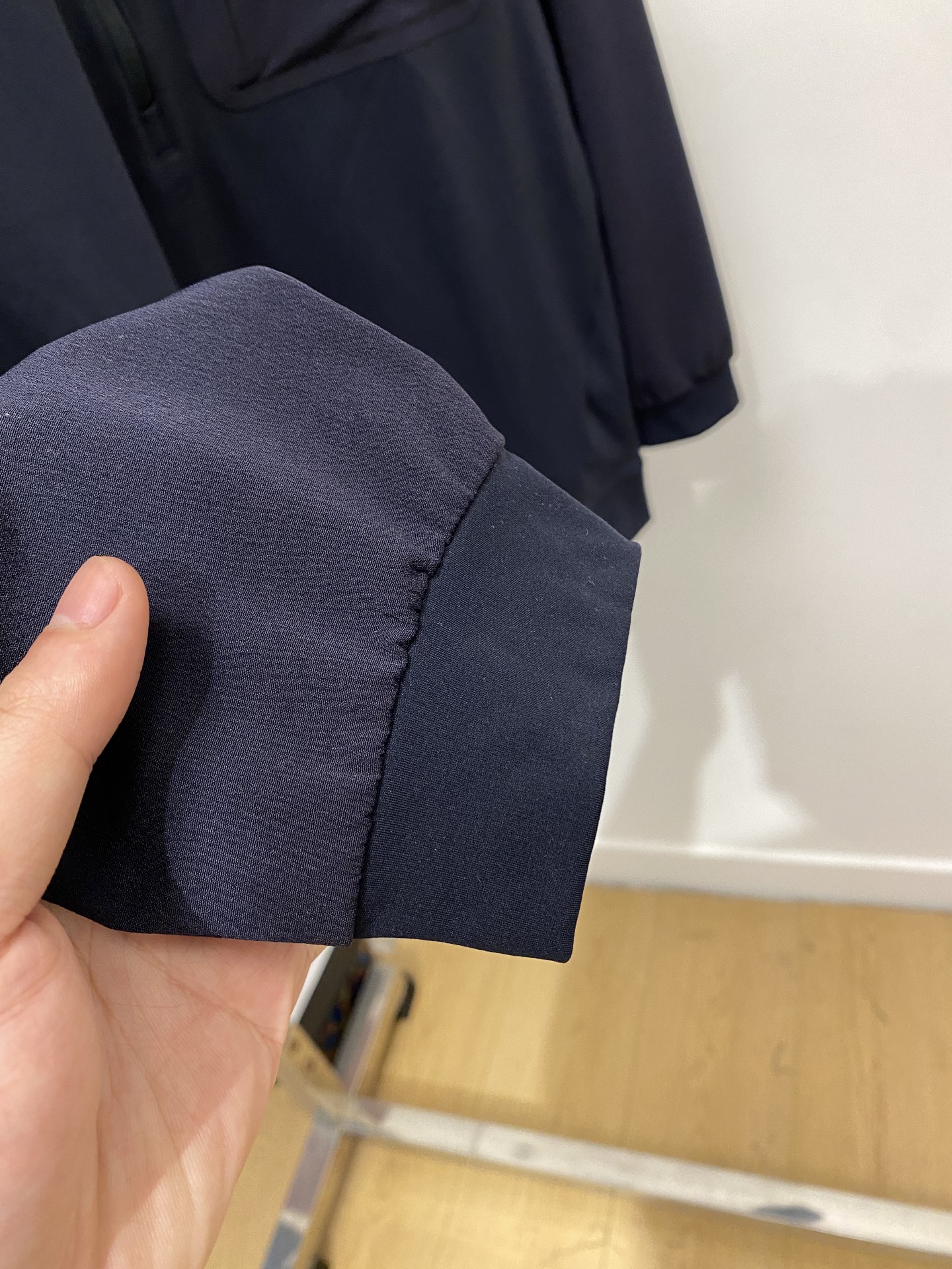 Brunello Cucinelli、2025最新款卫衣，帅气时尚，胸前精致刺绣图案logo，简约百搭款