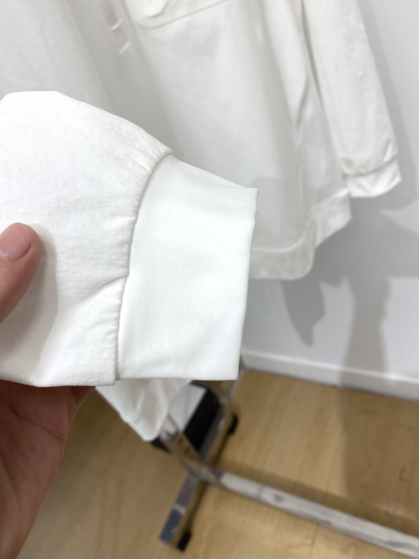 Brunello Cucinelli、2025最新款卫衣，帅气时尚，胸前精致刺绣图案logo，简约百搭款