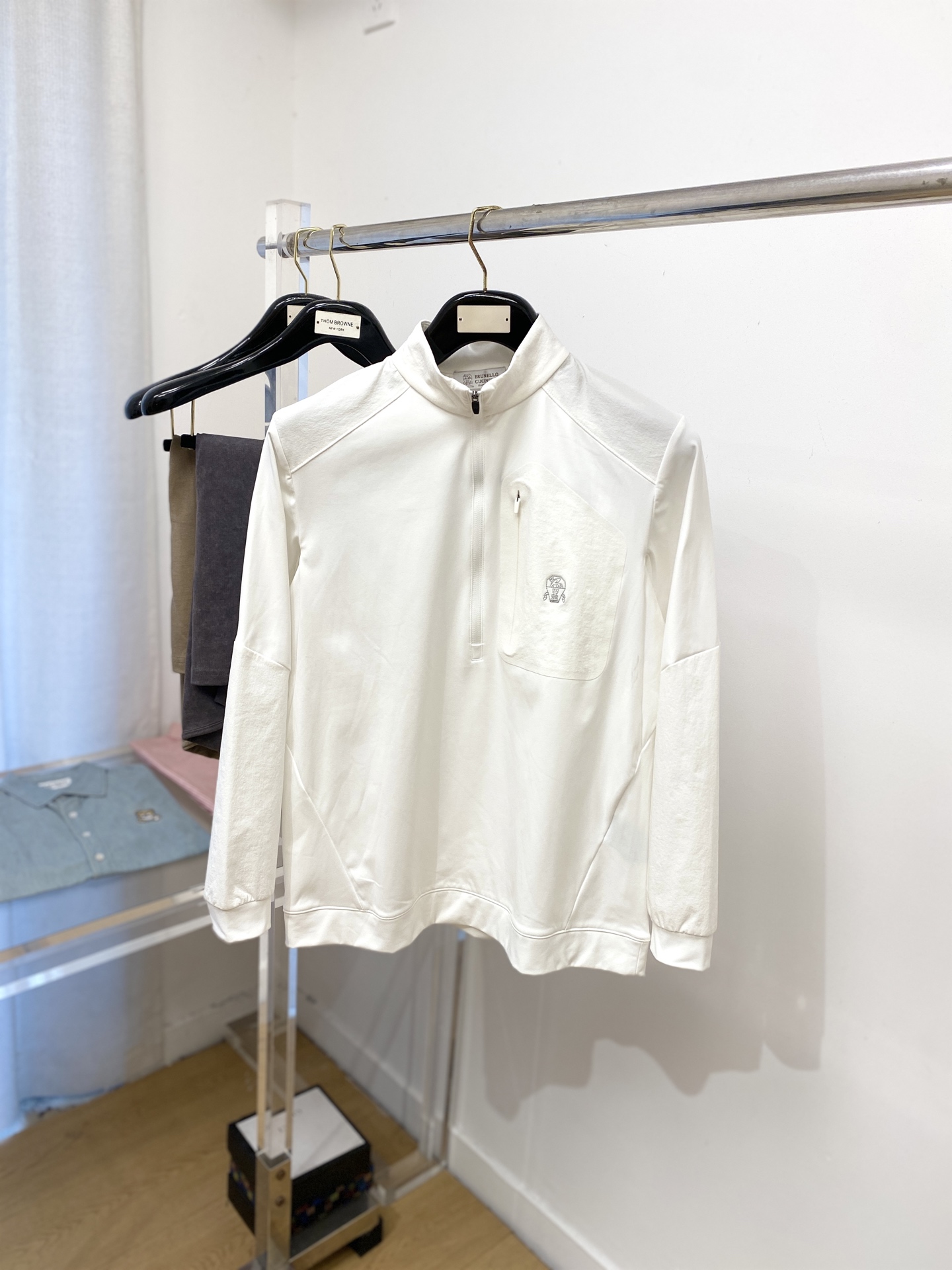 Brunello Cucinelli、2025最新款卫衣，帅气时尚，胸前精致刺绣图案logo，简约百搭款