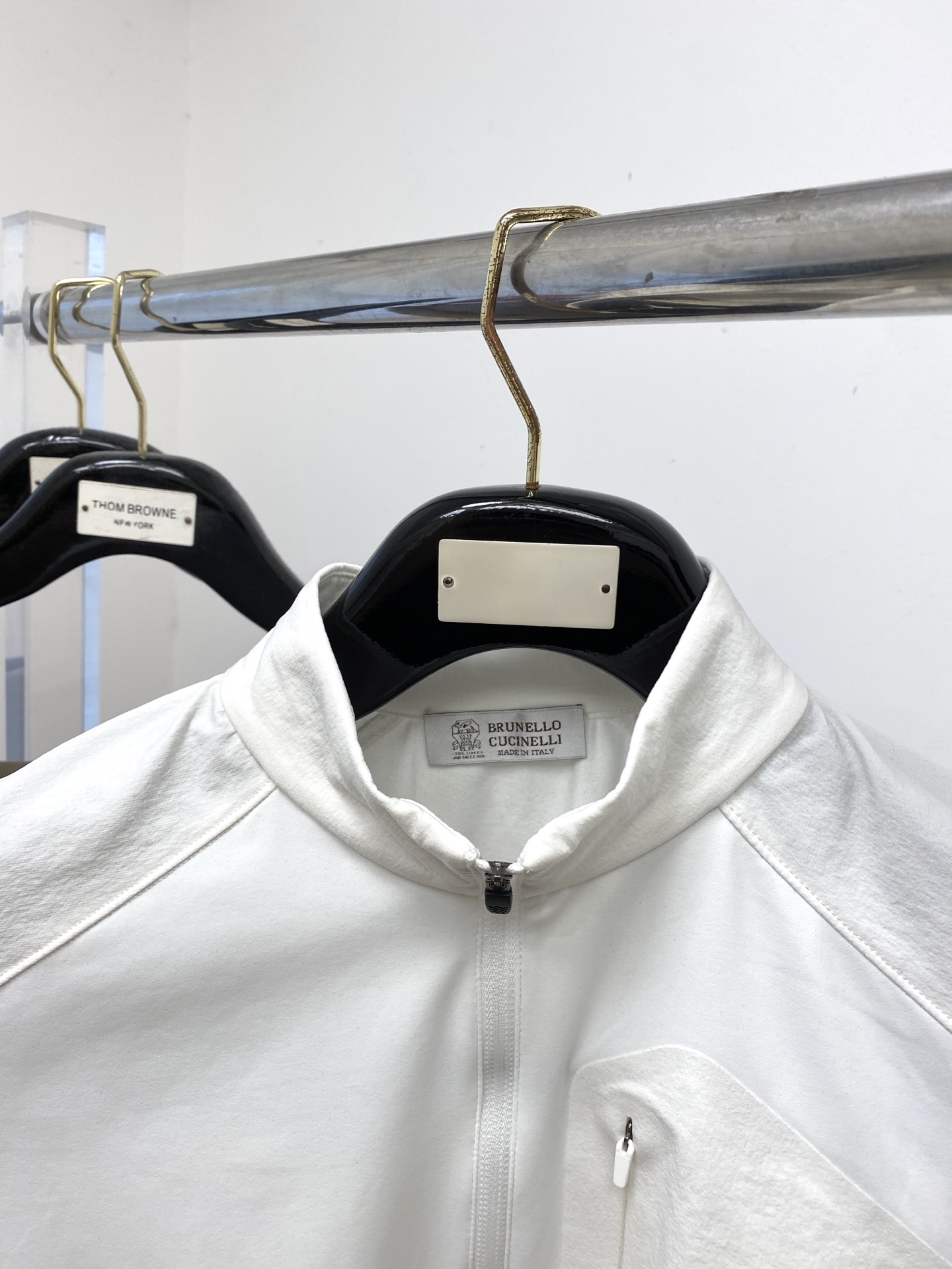 Brunello Cucinelli、2025最新款卫衣，帅气时尚，胸前精致刺绣图案logo，简约百搭款