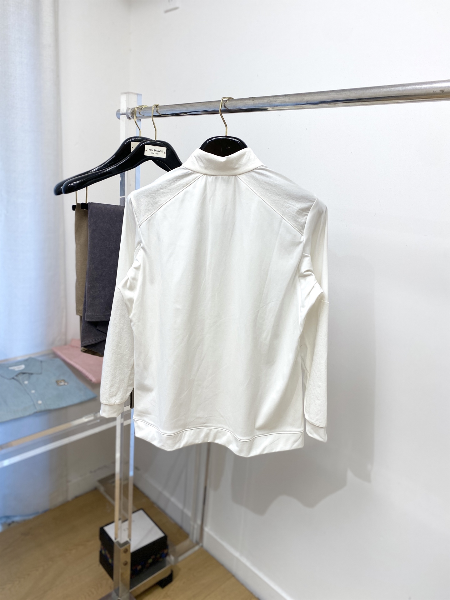 Brunello Cucinelli、2025最新款卫衣，帅气时尚，胸前精致刺绣图案logo，简约百搭款