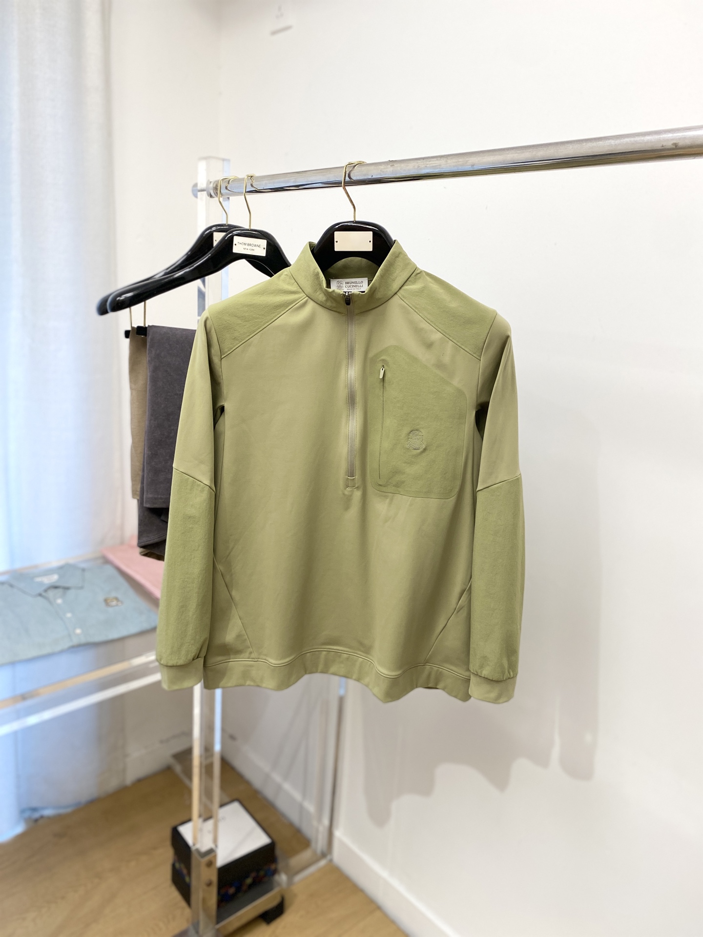 NO:514033,Brunello Cucinelli, the latest 2025 sweatshirt, handsome and fashionable, exquisite embroidered pattern logo on the chest, simple and versatile style. The fabric cotton is not only crisp, maintains the trendy silhouette, and is comfortable to wear, and the yarn is more delicate. The number M-3XL, brunello cucinelli, hoodie, sweatshirts, alexander wang19860909Brunello Cucinelli、2025最新款卫衣,帅气时尚,胸前精致刺绣图案logo,简约百搭款.面料棉 不仅挺括,保持潮流的廓形,又穿着舒适,纱织更细腻,码数M-3XL,,brunello cucinelli,hoodie,sweatshirts,alexander wang,Men's clothing