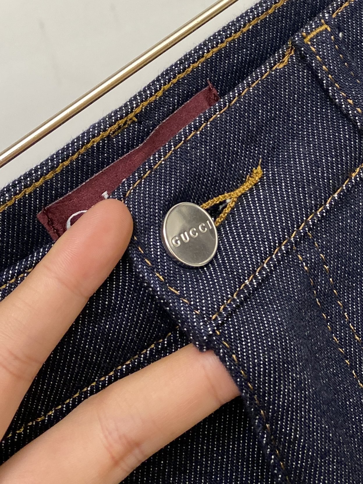 古奇、2025最新品，专柜同步有售，原单狠货，水洗休闲牛仔裤，进口原版水洗弹力面料，舒适有弹性，原版五金