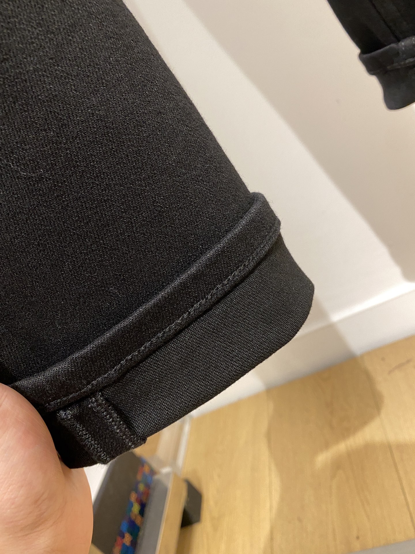 LV、2025最新品，专柜同步有售，原单狠货，水洗休闲牛仔裤，进口原版水洗弹力面料，舒适有弹性，原版五金