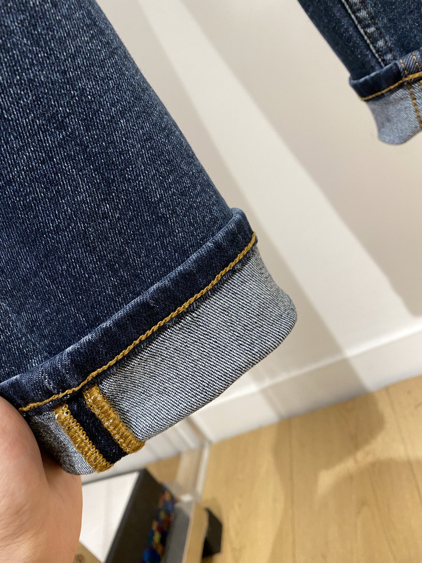 DG、2025最新品，专柜同步有售，原单狠货，水洗休闲牛仔裤，进口原版水洗弹力面料，舒适有弹性，原版五金