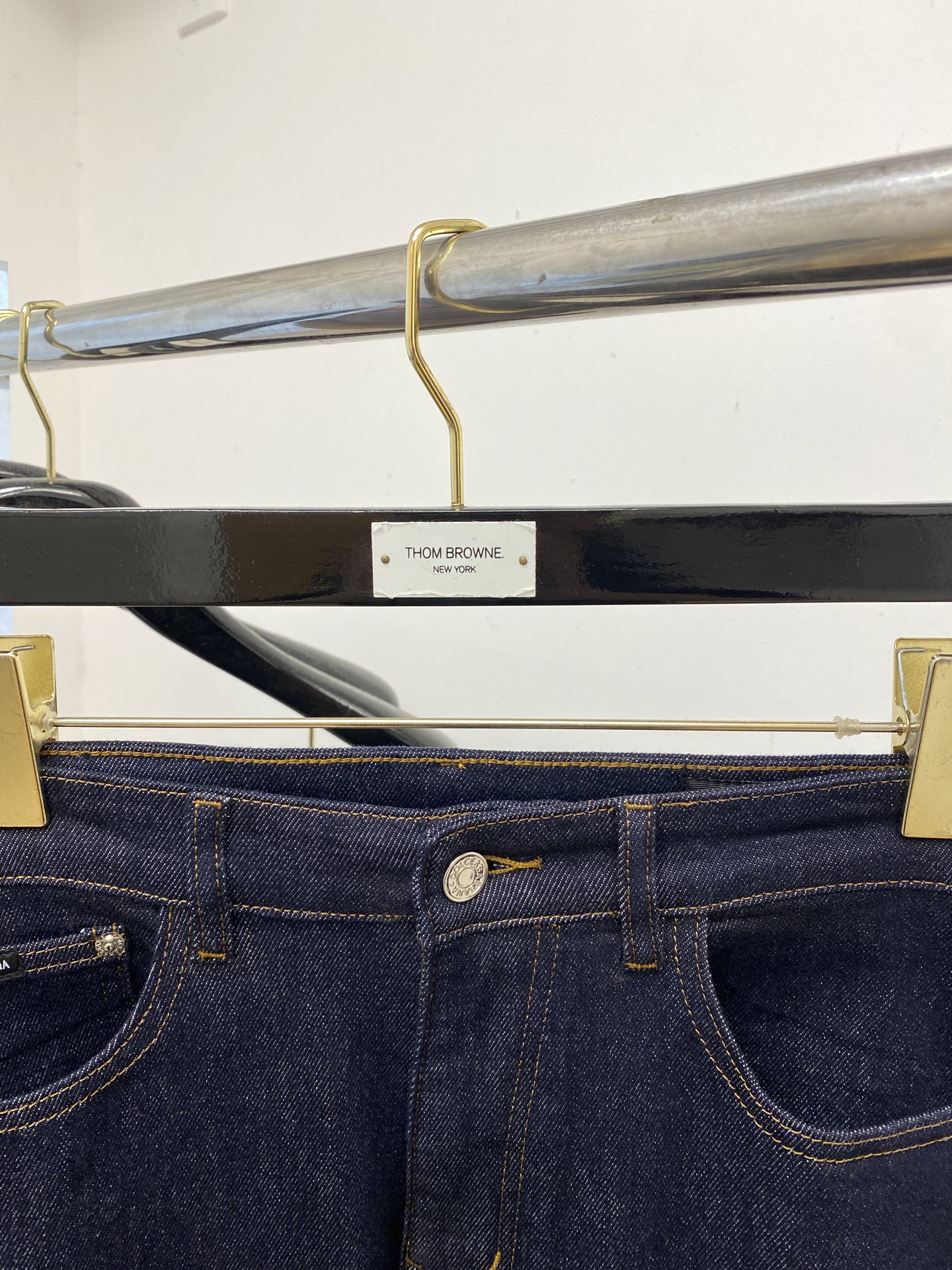 DG、2025最新品，专柜同步有售，原单狠货，水洗休闲牛仔裤，进口原版水洗弹力面料，舒适有弹性，原版五金