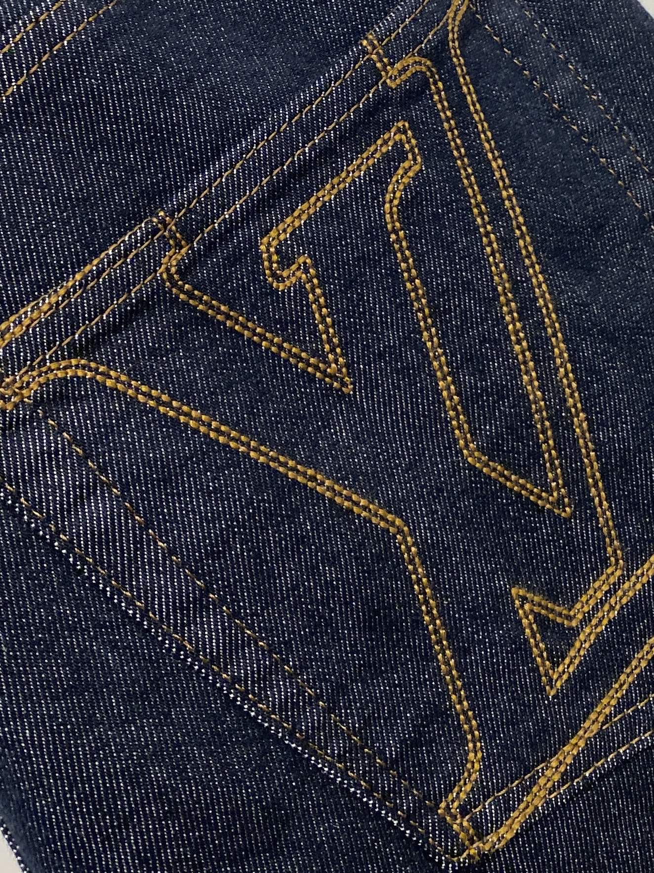 LV、2025最新品，专柜同步有售，原单狠货，水洗休闲牛仔裤，进口原版水洗弹力面料，舒适有弹性，原版五金