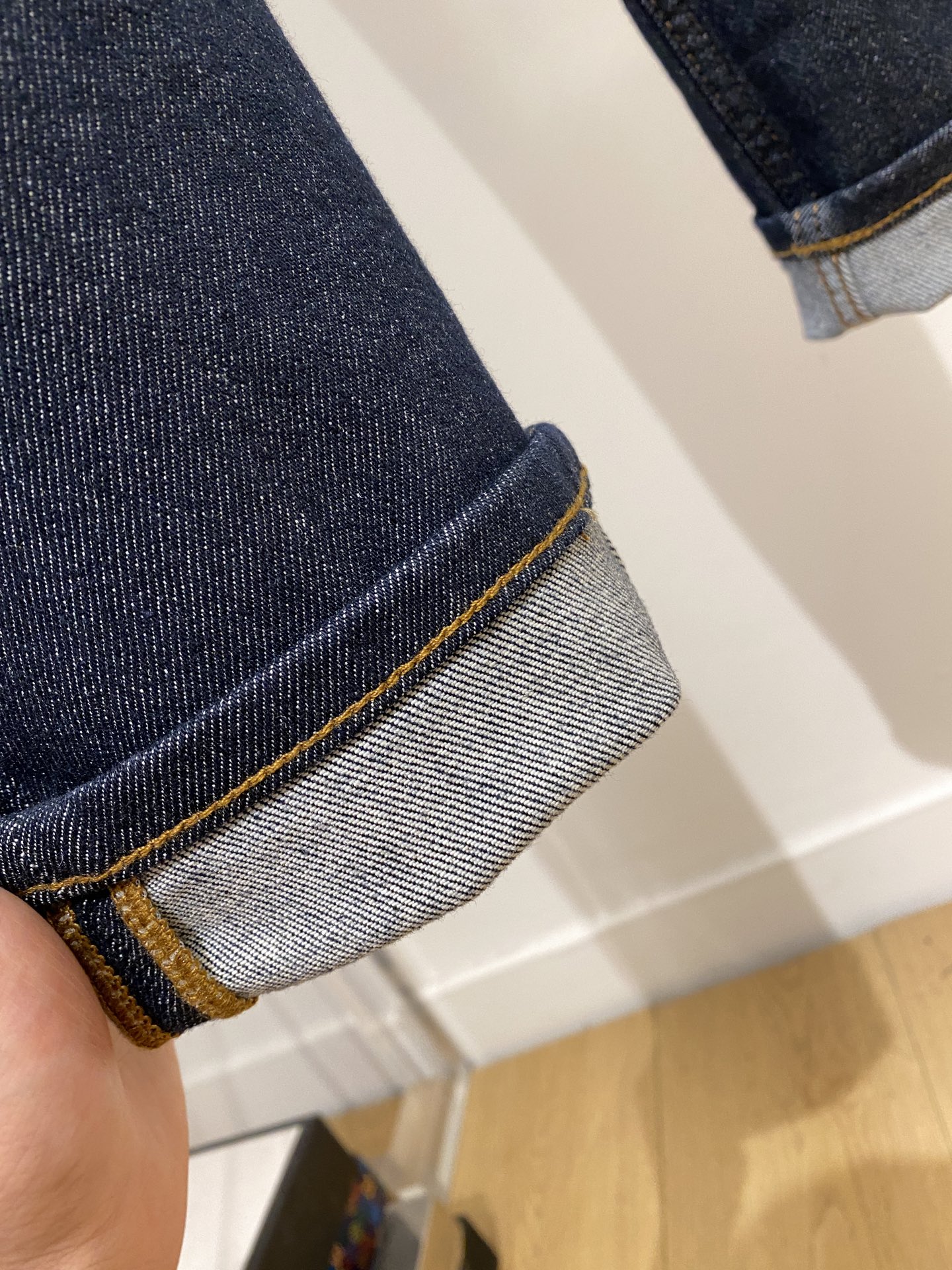 LV、2025最新品，专柜同步有售，原单狠货，水洗休闲牛仔裤，进口原版水洗弹力面料，舒适有弹性，原版五金